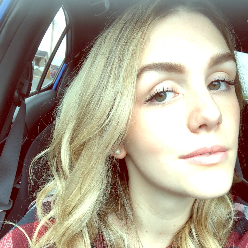 Meet your Posher, Emma